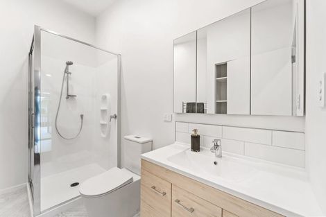 Photo of property in 12 Capitol Road, Matakatia, Whangaparaoa, 0930