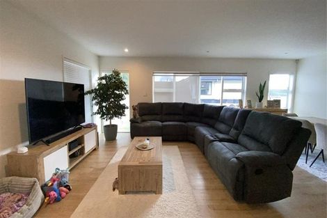 Photo of property in 7 Kingfisher Road, Silverdale, 0932