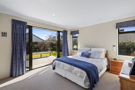 Photo of property in 40 Cranbrook Place, Rototuna North, Hamilton, 3210