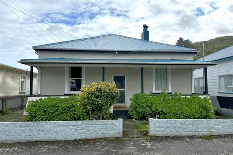 Photo of property in 31 Murray Street, Greymouth, 7805