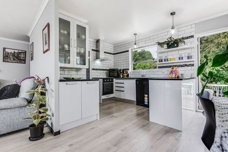 Photo of property in 21 Brookbank Place, Glenview, Hamilton, 3206