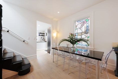 Photo of property in 72 Elizabeth Street, Mount Victoria, Wellington, 6011