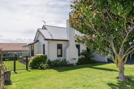 Photo of property in 12b Arataki Road, Havelock North, 4130