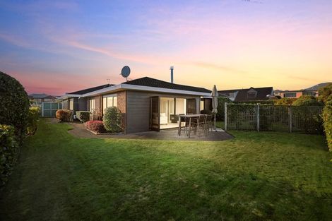 Photo of property in 2/77 Harvey Street, Waipahihi, Taupo, 3330