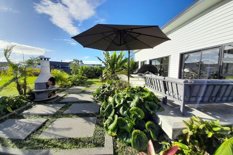 Photo of property in 172 Ngaio Drive, Matarangi, Whitianga, 3592