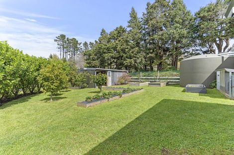 Photo of property in 489a Barrett Road, Omata, New Plymouth, 4374