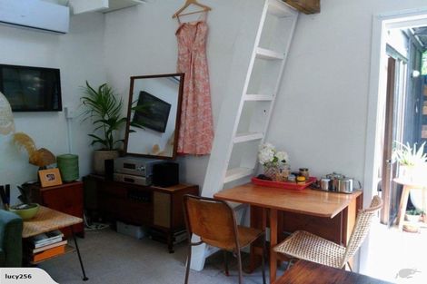 Photo of property in 355 Motutara Road, Muriwai, 0881