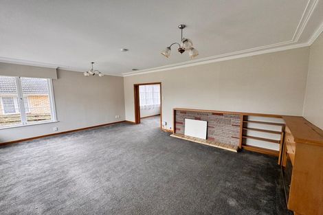 Photo of property in 170 Boundary Road, Blockhouse Bay, Auckland, 0600