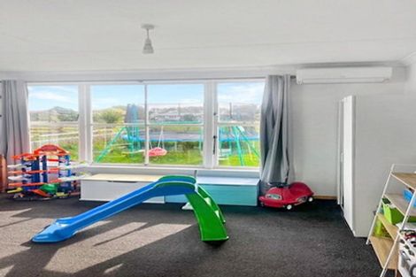 Photo of property in 5 Purnell Place, Marton, 4710