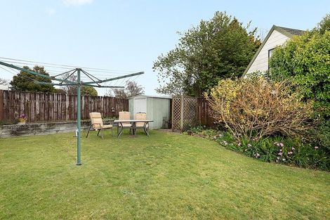 Photo of property in 16 Randell Place, Te Puke, 3119