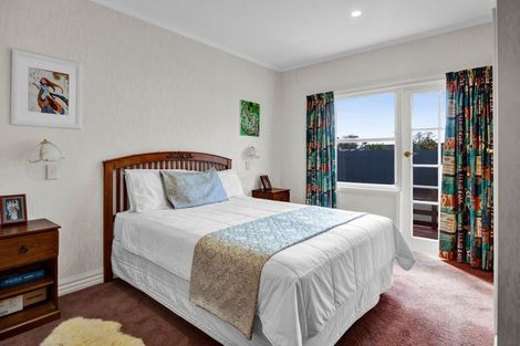 Photo of property in 19 George Street, Hawera, 4610