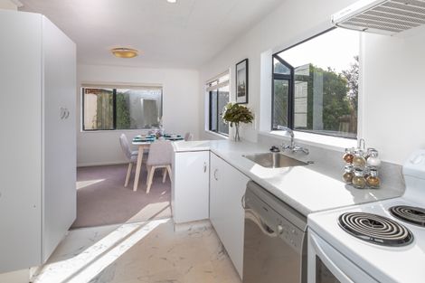 Photo of property in 64 Effingham Street, North New Brighton, Christchurch, 8083