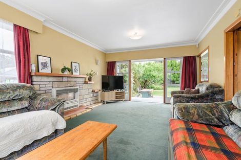 Photo of property in 16 Walsh Street, Forest Lake, Hamilton, 3200