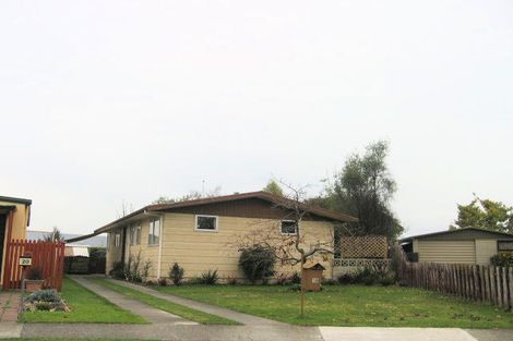 Photo of property in 18 Gilmour Place, Taradale, Napier, 4112