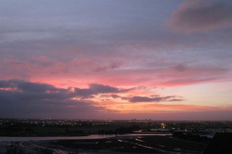 Photo of property in 19 Osmond Lane, Mount Pleasant, Christchurch, 8081