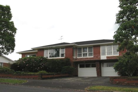 Photo of property in 19 Exminster Street, Blockhouse Bay, Auckland, 0600