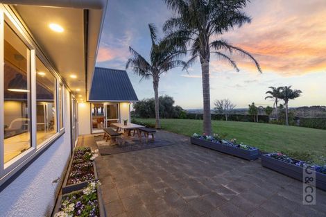 Photo of property in 221 Amreins Road, Taupaki, Henderson, 0782