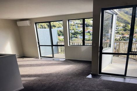 Photo of property in 7 Lydia Way, Karori, Wellington, 6012