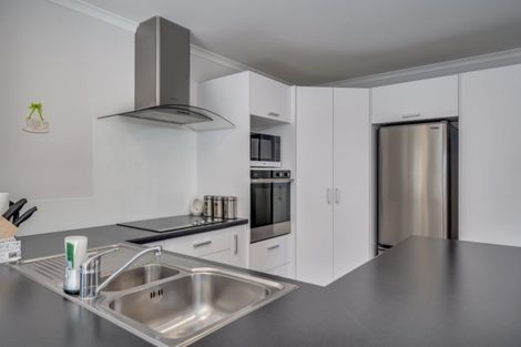 Photo of property in 105 Falcon Drive, Welcome Bay, Tauranga, 3112