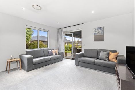 Photo of property in 32 Quinnat Street, Albert Town, Wanaka, 9305