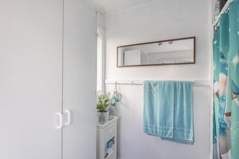 Photo of property in 48 Horoeka Street, Stokes Valley, Lower Hutt, 5019