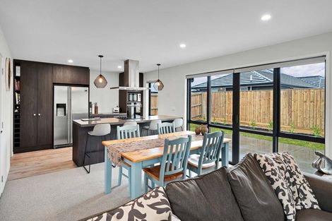 Photo of property in 12 Gemstone Place, Rolleston, 7615