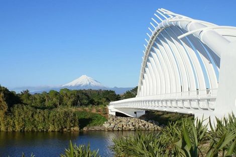 Photo of property in 8 Mangapai Road, Hurworth, New Plymouth, 4310