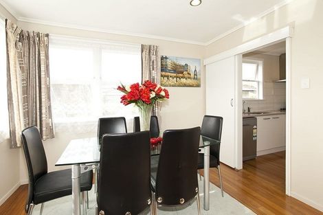 Photo of property in 1/12 Bond Crescent, Forrest Hill, Auckland, 0620