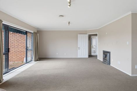 Photo of property in 5 Duggan Drive, Owhata, Rotorua, 3010