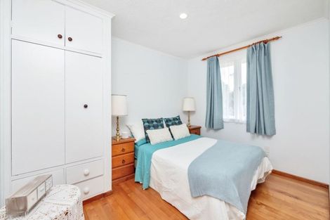 Photo of property in 120 Mahia Road, Manurewa, Auckland, 2102