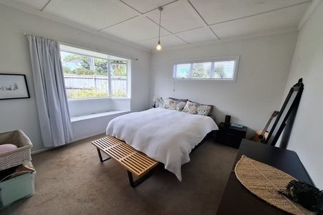 Photo of property in 222 Frankley Road, Frankleigh Park, New Plymouth, 4310