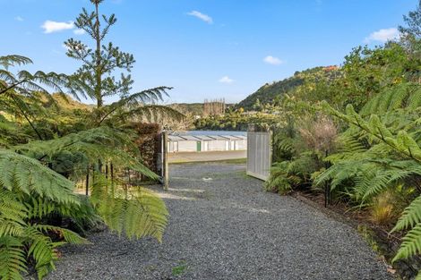 Photo of property in 9 Rangiuru Bay Road, Lake Tarawera, Rotorua, 3076