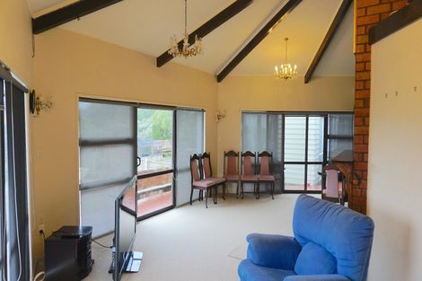 Photo of property in 15 Gracechurch Drive, Flat Bush, Auckland, 2016