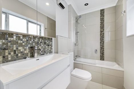 Photo of property in 211 Royal Road, Massey, Auckland, 0614