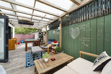 Photo of property in 22 Colombo Street, Hokowhitu, Palmerston North, 4410