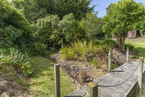 Photo of property in 122 Larnach Road, Vauxhall, Dunedin, 9013