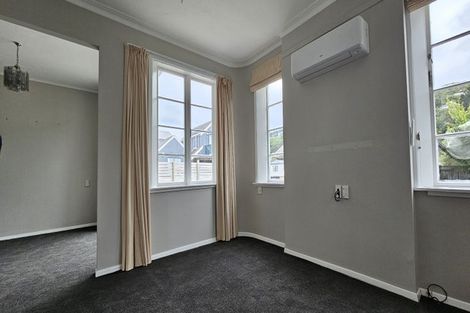 Photo of property in 28 Beauchamp Street, Tawa, Wellington, 5028