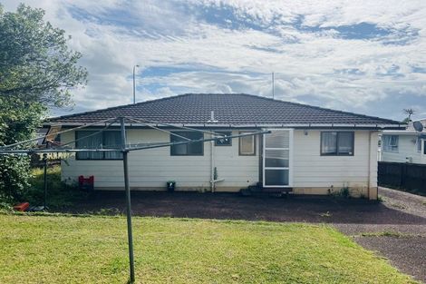 Photo of property in 112 Aviemore Drive, Highland Park, Auckland, 2010