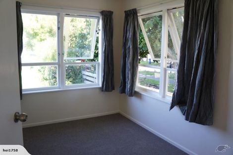 Photo of property in 24 Waipani Road, Te Atatu Peninsula, Auckland, 0610