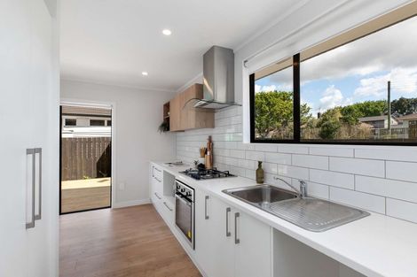 Photo of property in 2/26 Landscape Road, Papatoetoe, Auckland, 2025