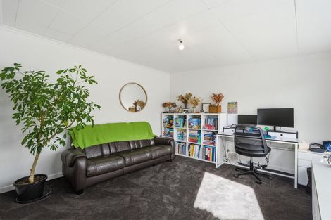 Photo of property in 63 Weka Street, Waikiwi, Invercargill, 9810