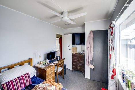 Photo of property in 4 Palgrave Avenue, Flaxmere, Hastings, 4120