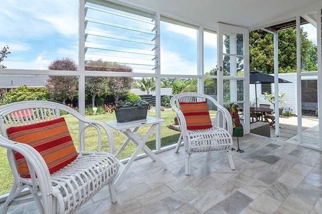 Photo of property in 38 Alexander Street, Cockle Bay, Auckland, 2014