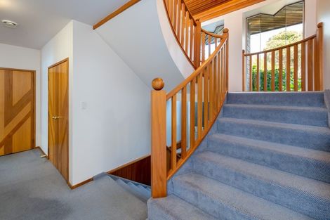 Photo of property in 6 Sharon Road, Waiake, Auckland, 0630