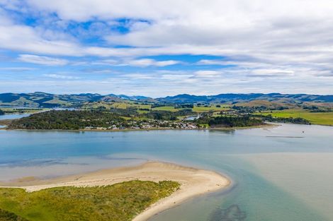 Photo of property in 15 Wratten Road, Owaka, 9585