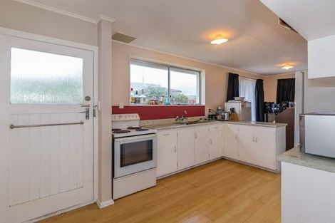 Photo of property in 112 California Drive, Totara Park, Upper Hutt, 5018