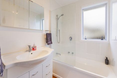 Photo of property in 5 Jull Crescent, Waipukurau, 4200