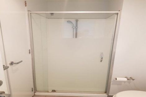 Photo of property in Shoal Haven Apartments, 202c/130 Anzac Street, Takapuna, Auckland, 0622