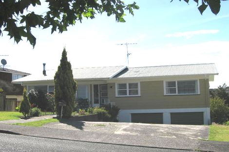 Photo of property in 34 Marlborough Avenue, Glenfield, Auckland, 0629