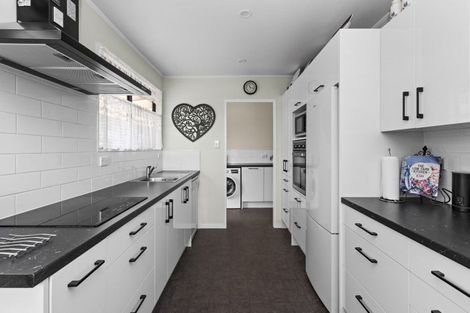 Photo of property in 809 Collinge Road, Mayfair, Hastings, 4122